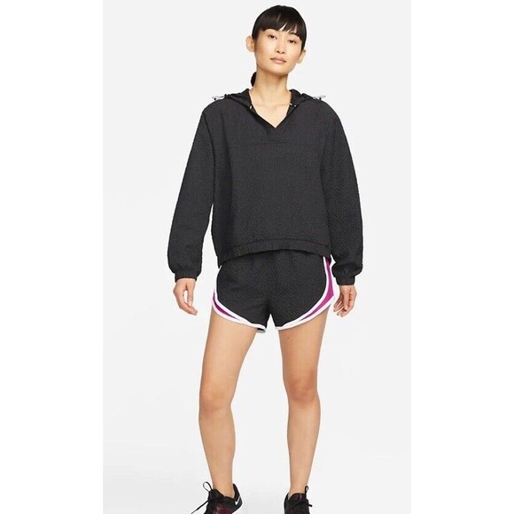 Nike‎ Women S Plus Size textured Tempo Running Shorts 2X NWT - Picture 7 of 7